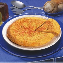 TORTILLA DE PATATA CON CEBOLLA